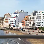 Otel Medano